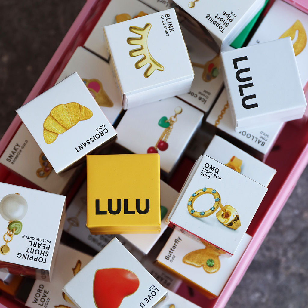 Hvordan styler man flere øreringe?