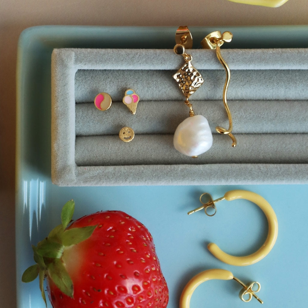 LULU Copenhagen Boheme Pearl ørering 1 stk Ear stud, 1 pcs Forgyldt