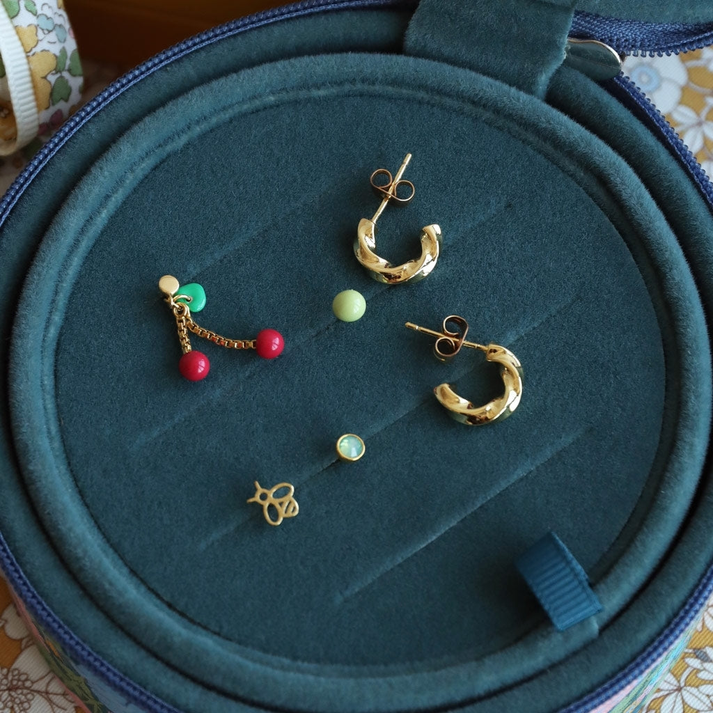 LULU Copenhagen Bzzzz ørering 1 stk Ear stud, 1 pcs Forgyldt