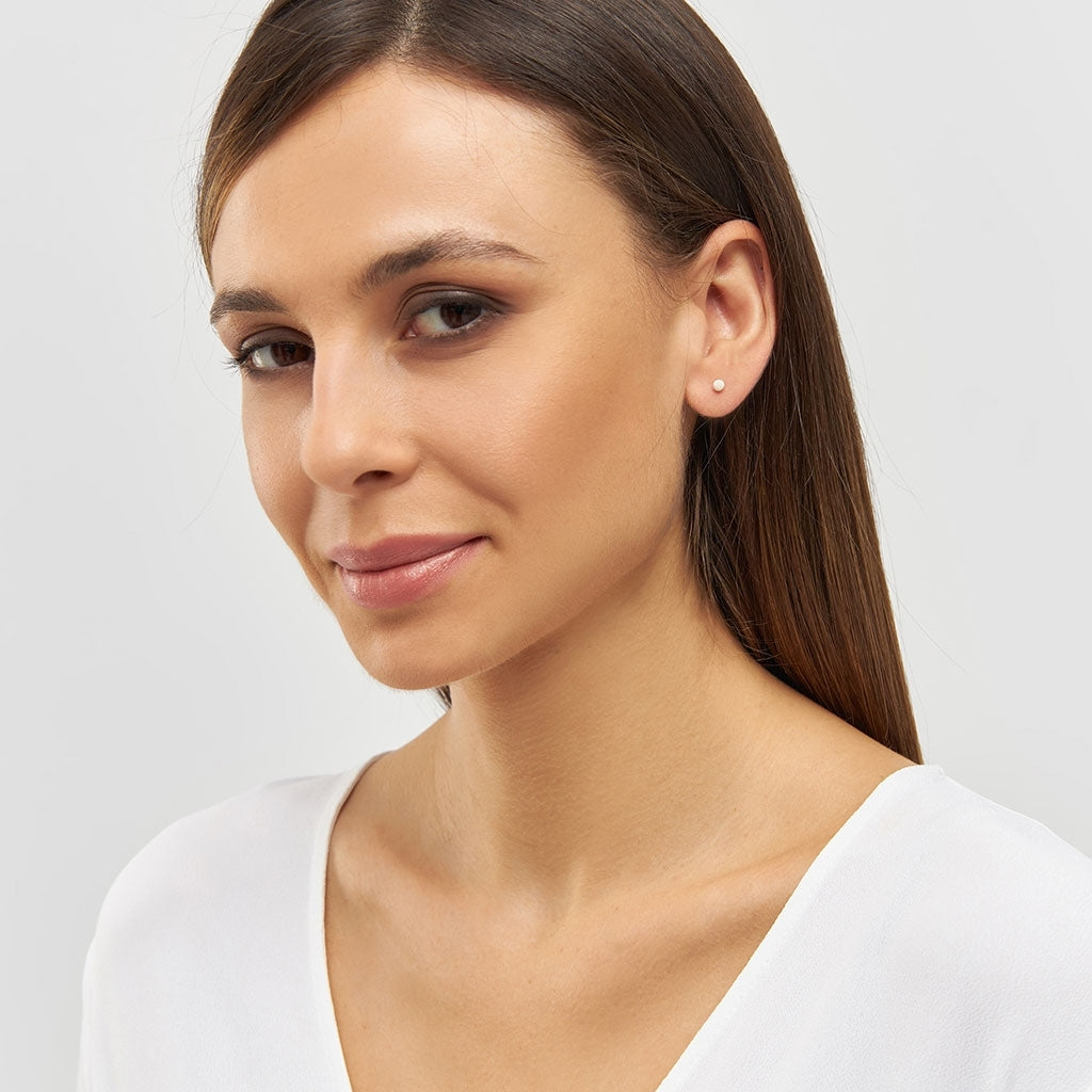 LULU Copenhagen Color Ball ørering 1 stk Ear stud, 1 pcs Hvid