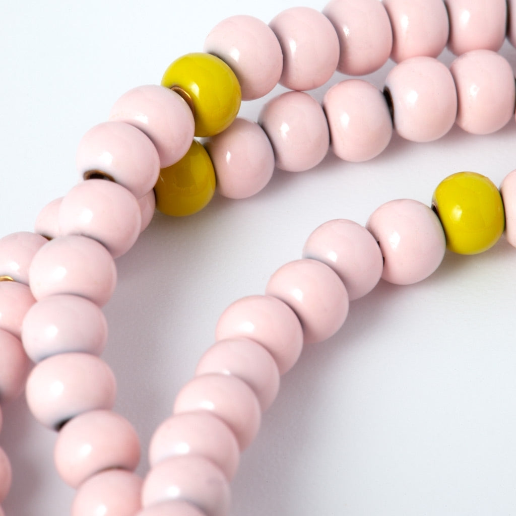 LULU Copenhagen Color Ball Halskæde kort Necklaces Silke Light Pink/ Lime