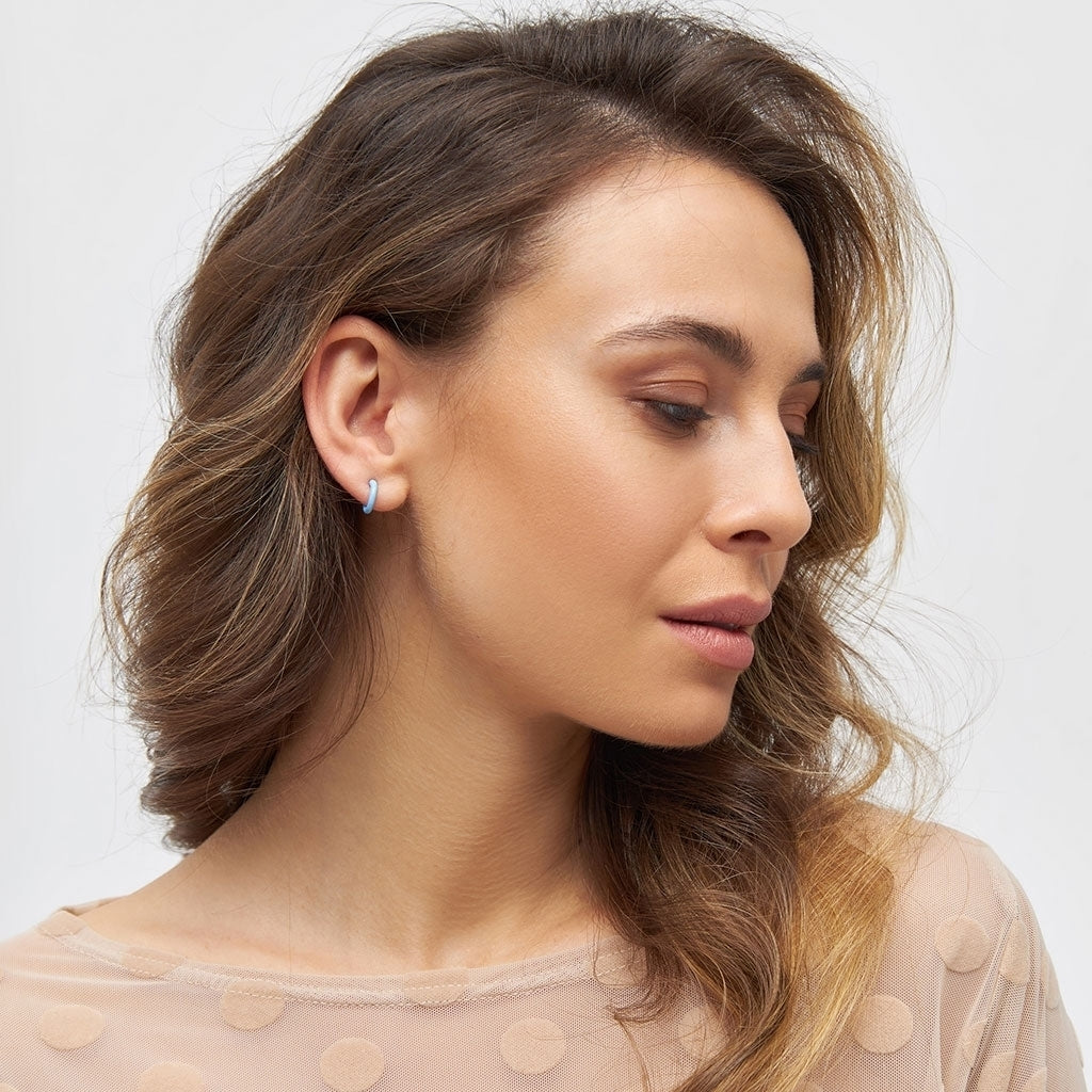 LULU Copenhagen Color Hoop 1 pcs - Box Ear stud, 1 pcs Lyseblå