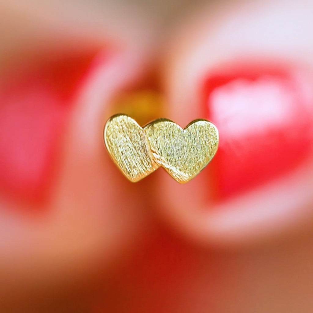 LULU Copenhagen Domino Hearts 2 ørering 1 stk Ear stud, 1 pcs Forgyldt