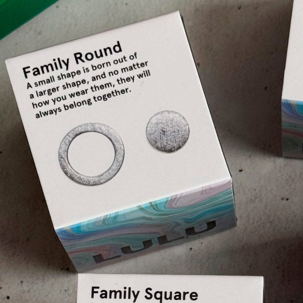 LULU Copenhagen Family Round Øreringe par børstet Earrings, pairs Sølv