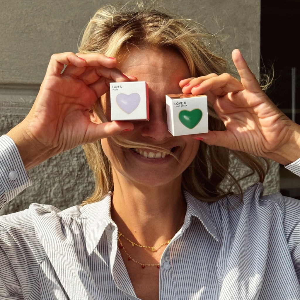 LULU Copenhagen Love U ørering 1 stk Ear stud, 1 pcs Lilla