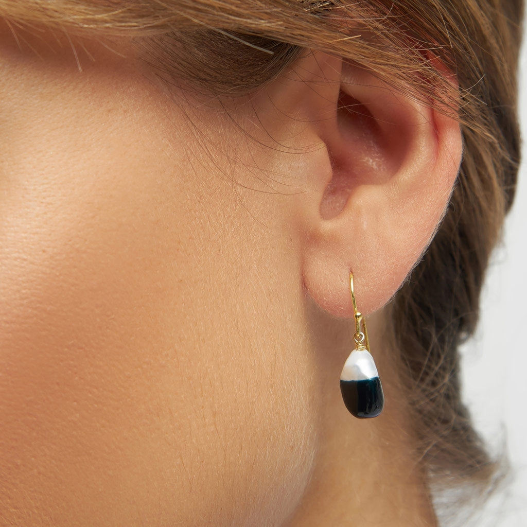 LULU Copenhagen LULU Baroque ørering 1 stk Ear stud, 1 pcs Sort