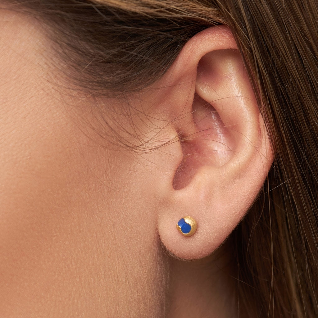 LULU Copenhagen Magic Stone ørering 1 stk forgyldt Ear stud, 1 pcs Dazzling Blue