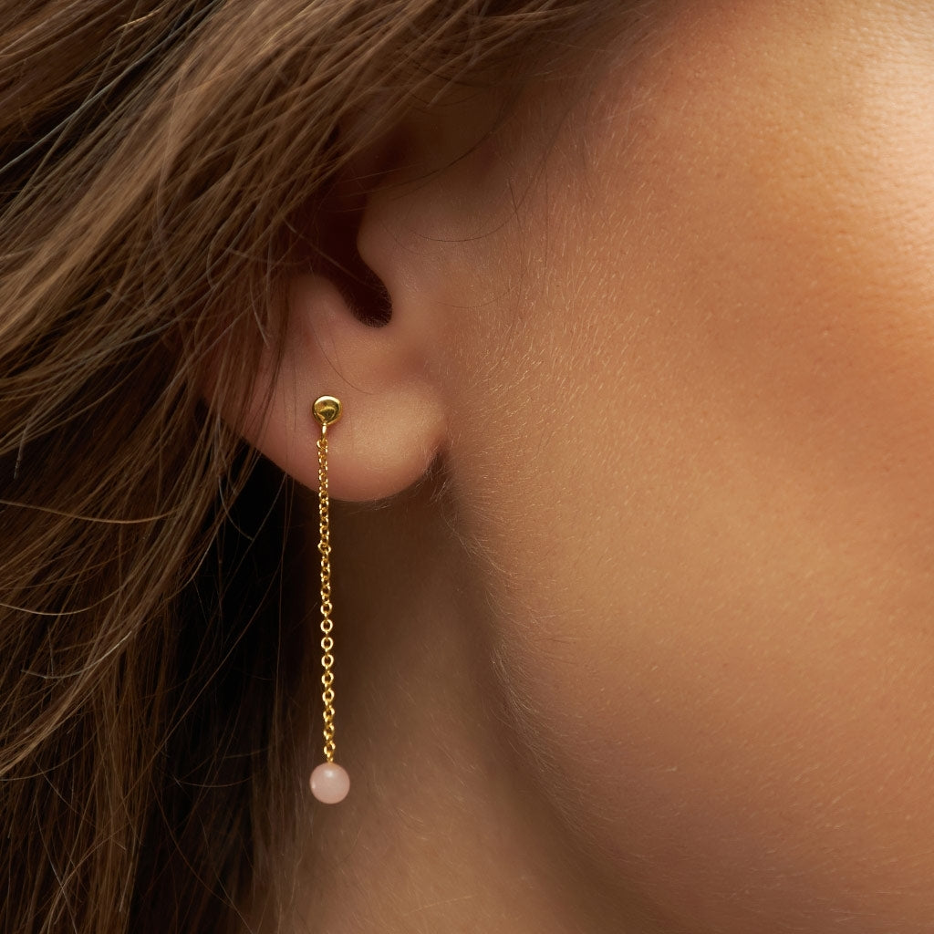 LULU Copenhagen Natural Stone Chain ørering 1 stk Ear stud, 1 pcs Rosa