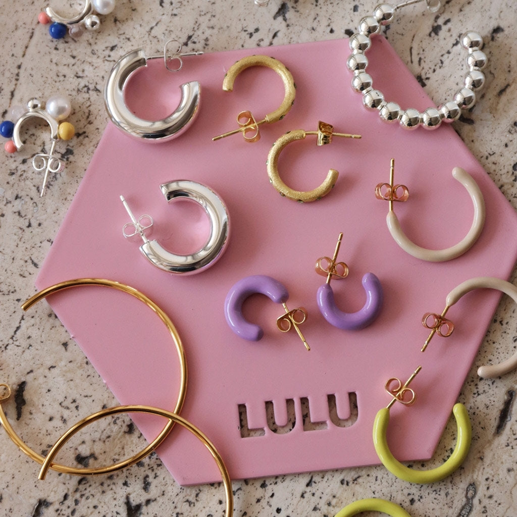 LULU Copenhagen Non Hoops Chunky Small par poleret Hoops Silver Plated