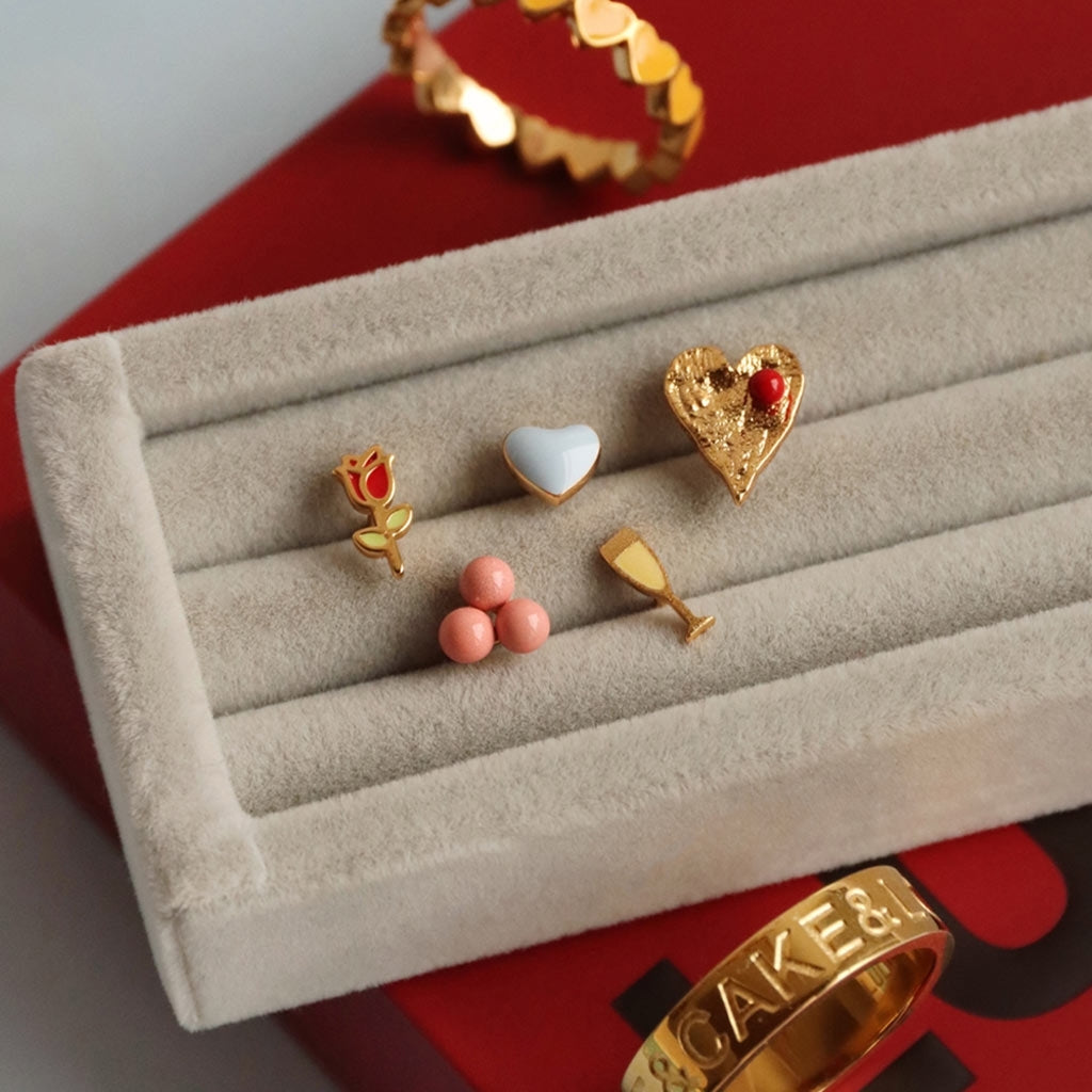 LULU Copenhagen Sweet Heart ørering 1 stk. Ear stud, 1 pcs Passion Red