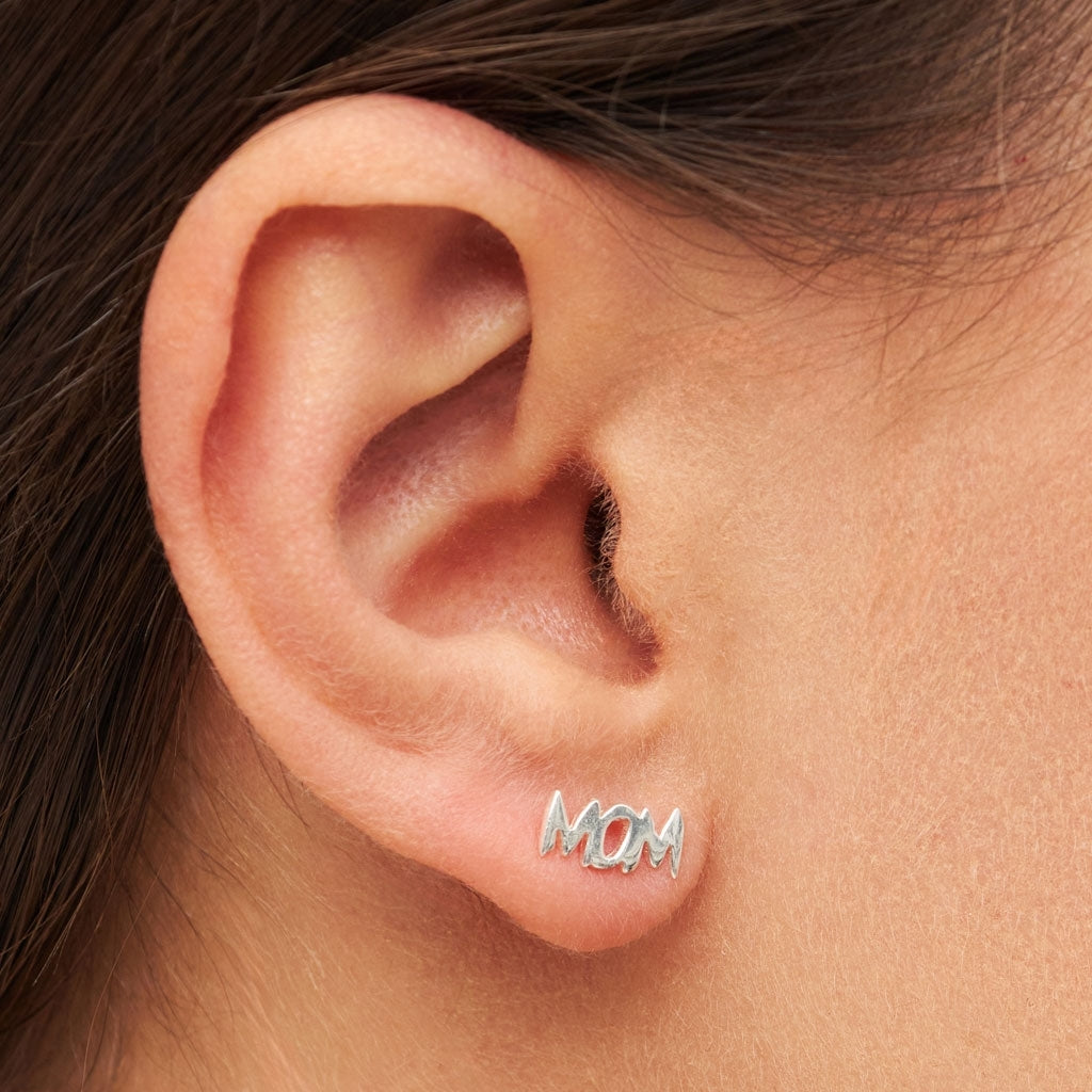LULU Copenhagen Word Mom ørering 1 stk Ear stud, 1 pcs Sølv