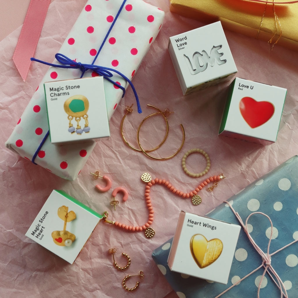 LULU Copenhagen Word Love ørering 1 stk Ear stud, 1 pcs Sølv