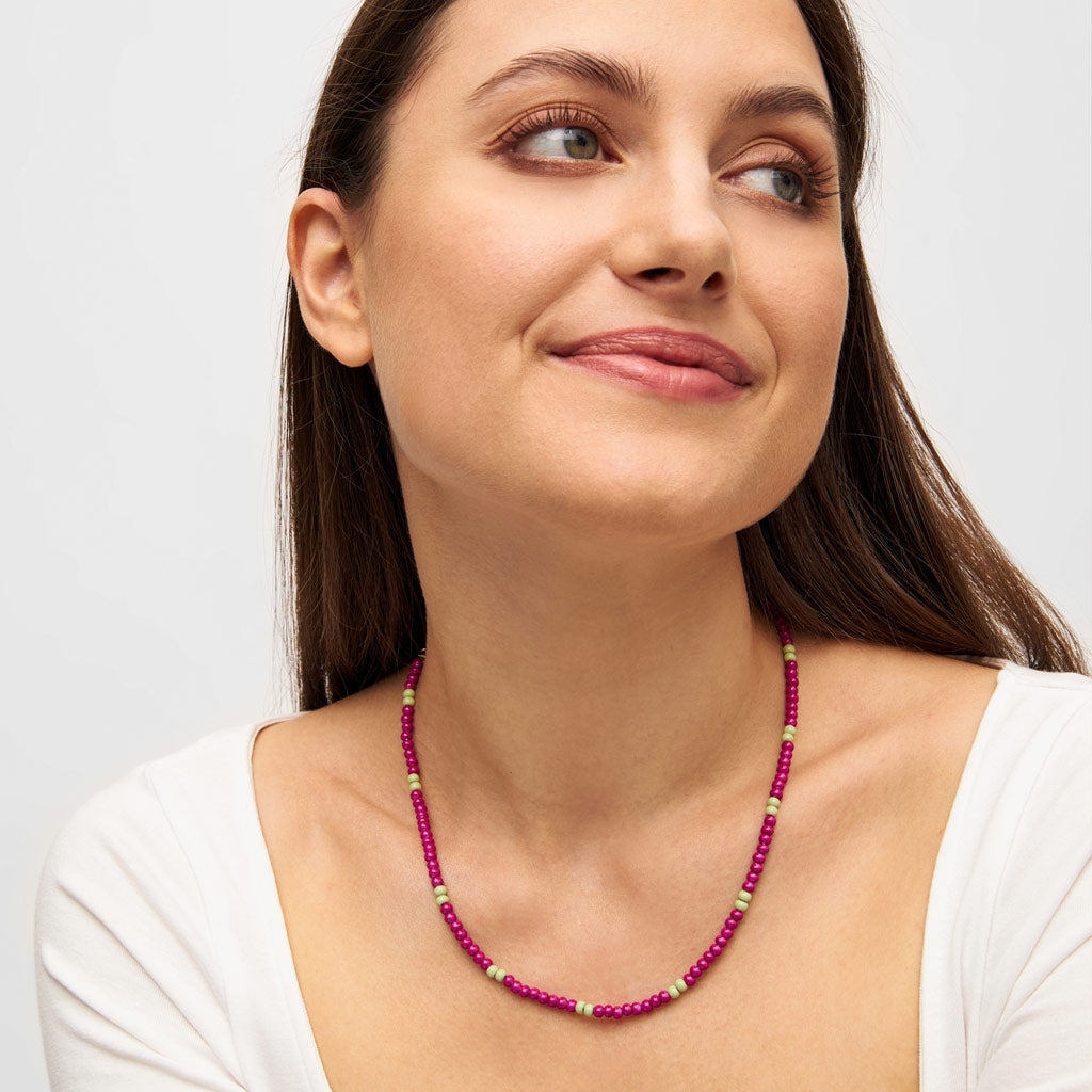 LULU Copenhagen Color Ball Halskæde kort Necklaces Plum/Silk Light Green