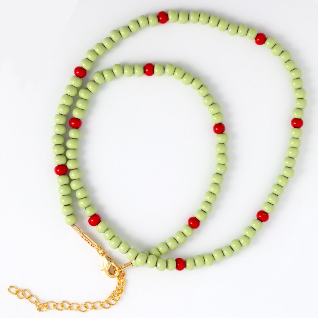 LULU Copenhagen Color Ball Halskæde kort Necklaces Silk Light Green/Passion Red