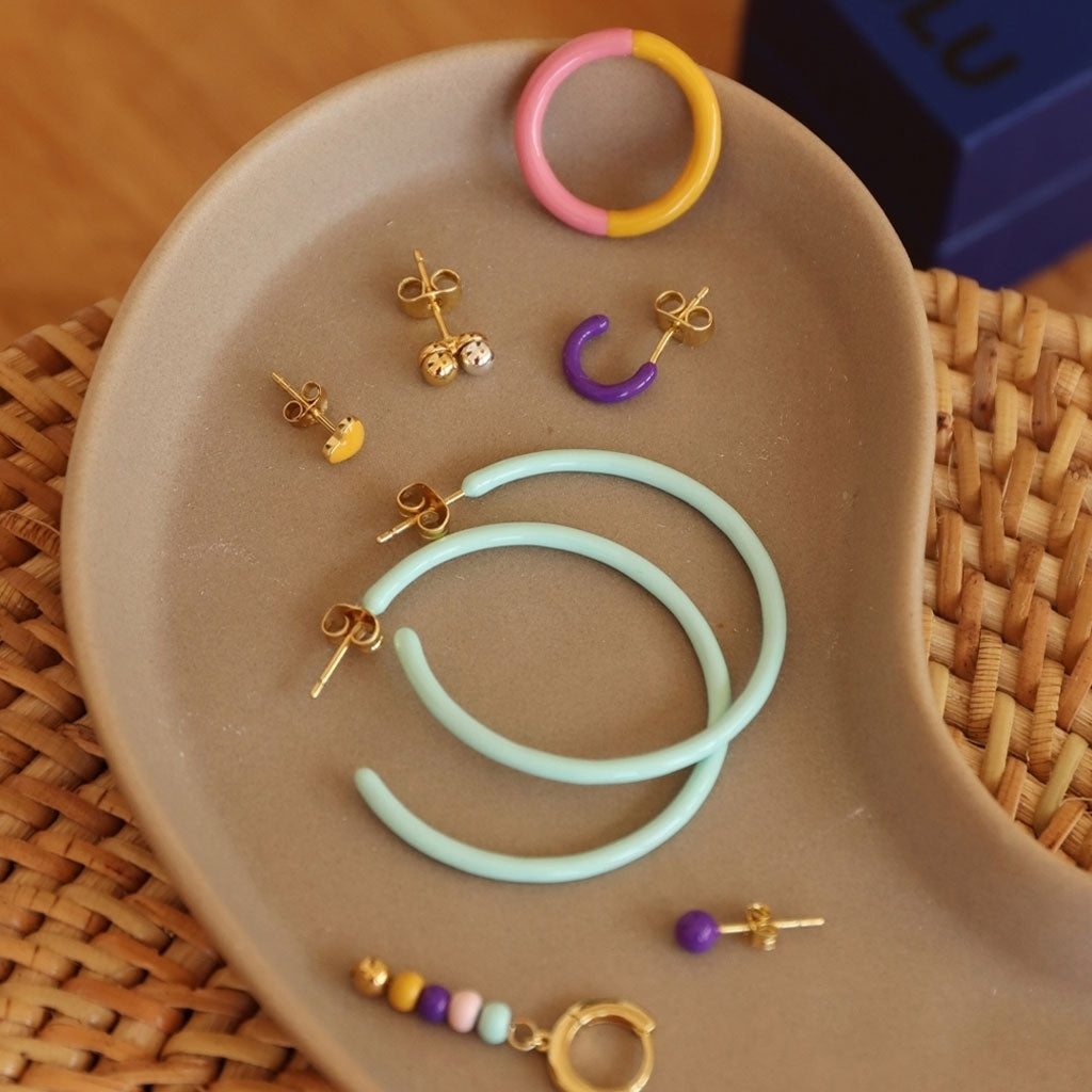 LULU Copenhagen Color Hoop 1 pcs - Box Ear stud, 1 pcs Deep Purple