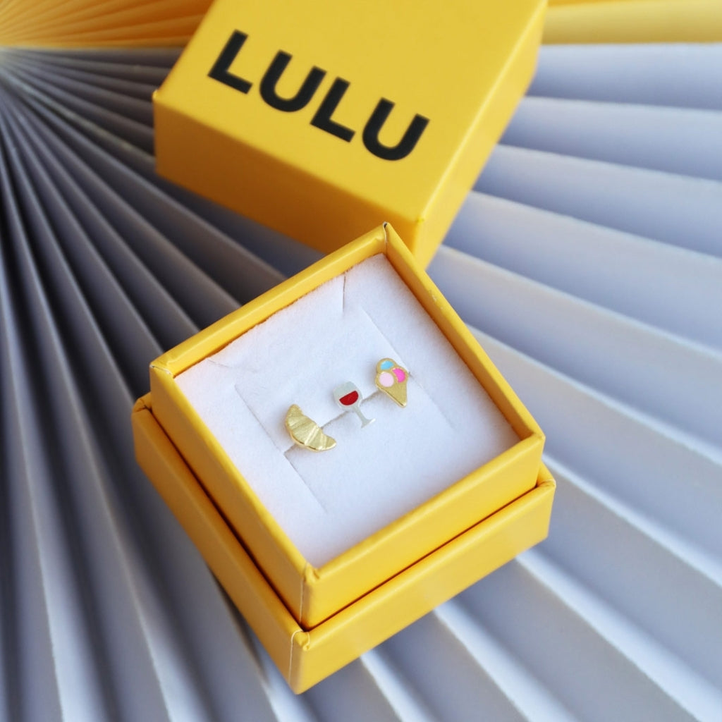 LULU Copenhagen Croissant ørering 1 stk Ear stud, 1 pcs Forgyldt