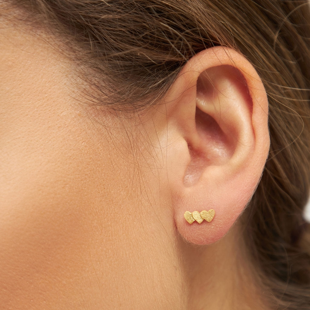 LULU Copenhagen Domino Hearts 3 ørering 1 stk Ear stud, 1 pcs Forgyldt