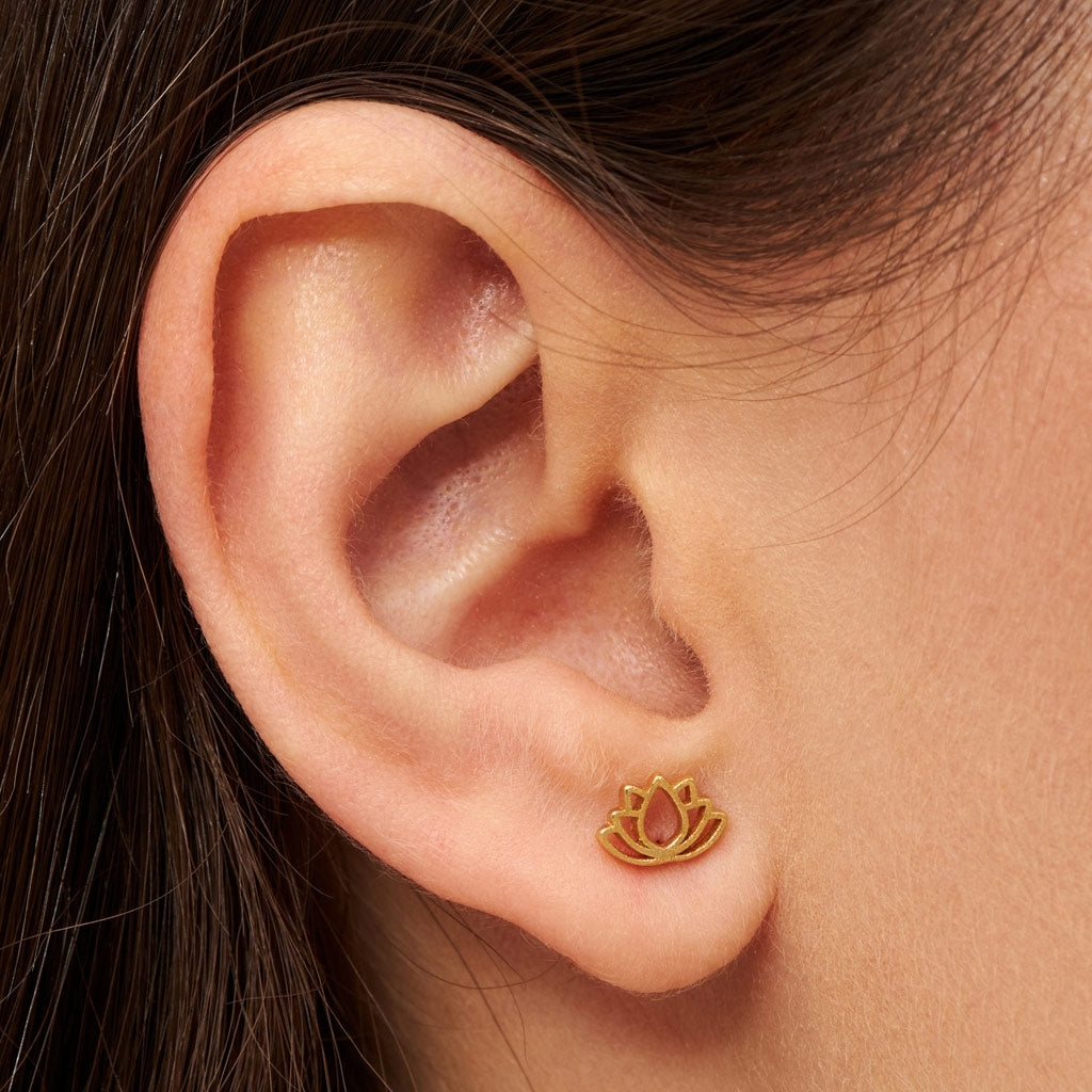 LULU Copenhagen Lotus ørering 1 stk Ear stud, 1 pcs Forgyldt