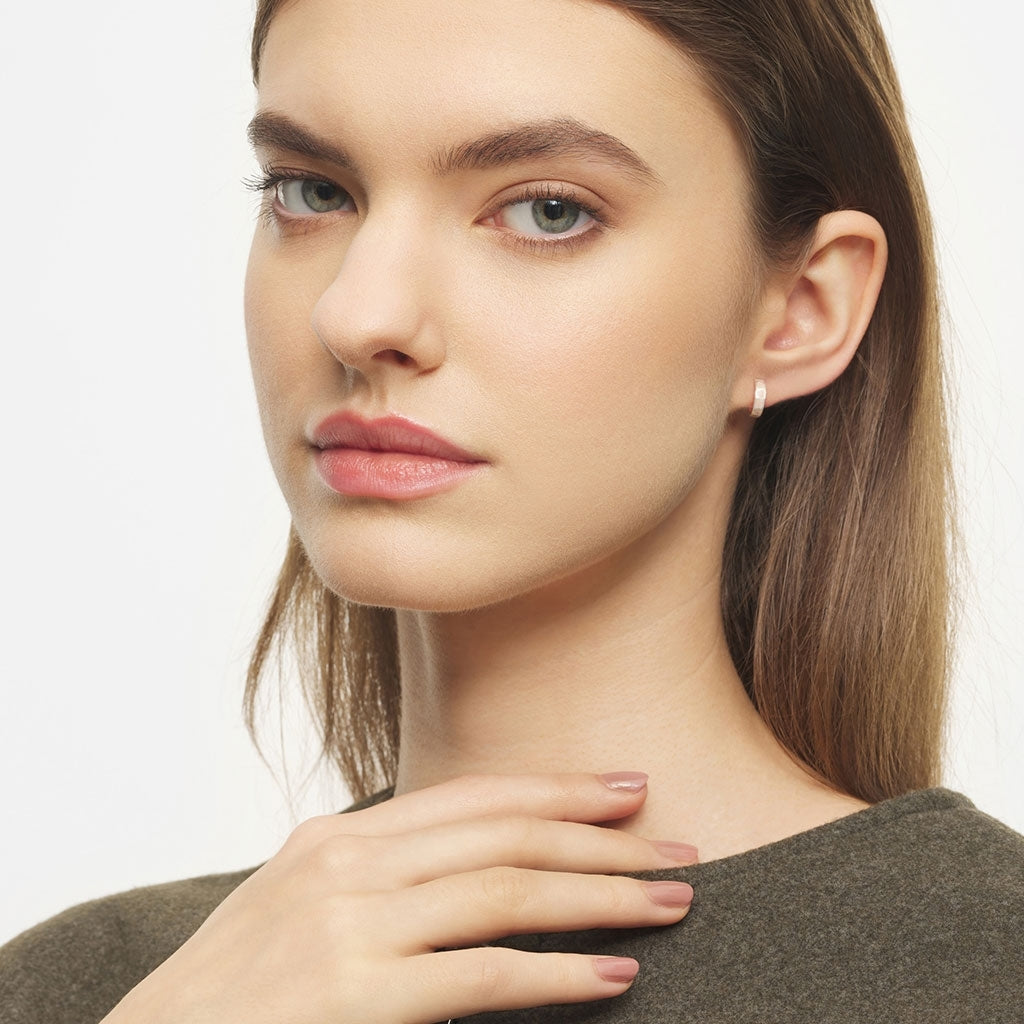 LULU Copenhagen Love Repeat hoops par - Forsølvet Hoops Cocoa Powder