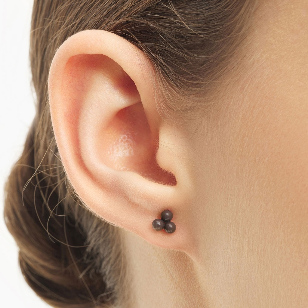 LULU Copenhagen Trio ørering 1 stk Ear stud, 1 pcs Cocoa Powder