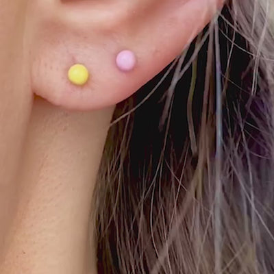 LULU Copenhagen Color Ball ørering 1 stk Ear stud, 1 pcs Lyserød