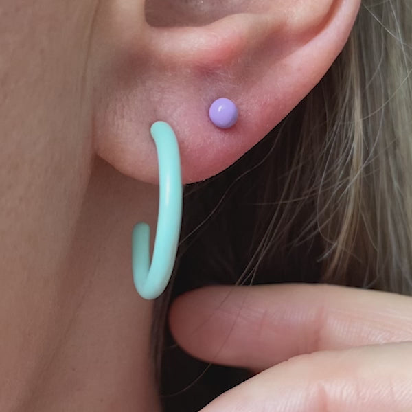 LULU Copenhagen Color Hoops Medium par Hoops Blå - Video preview