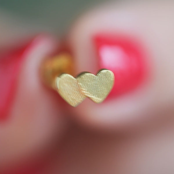 LULU Copenhagen Domino Hearts 2 ørering 1 stk Ear stud, 1 pcs Forgyldt - Video preview